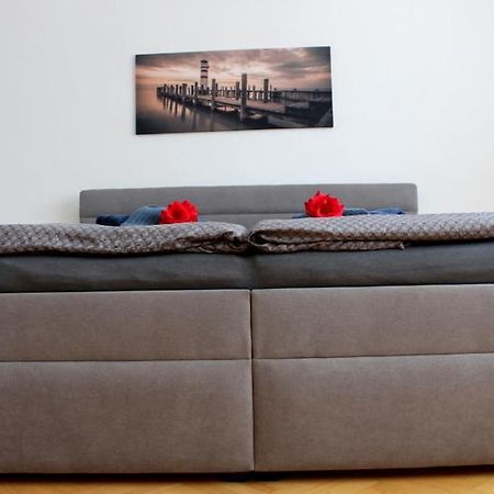 Apartmanovy Dom Stummerova Topoľčany Exteriör bild
