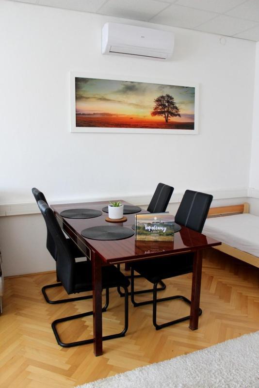 Apartmanovy Dom Stummerova Topoľčany Exteriör bild