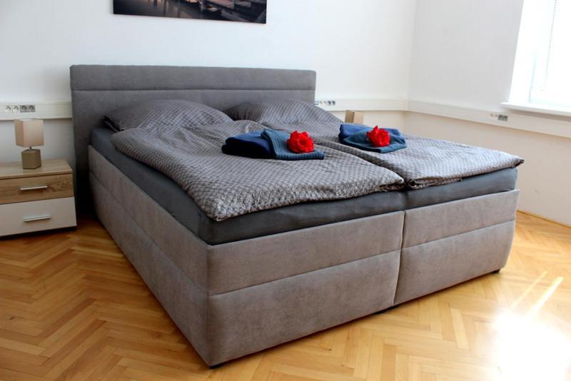 Apartmanovy Dom Stummerova Topoľčany Exteriör bild