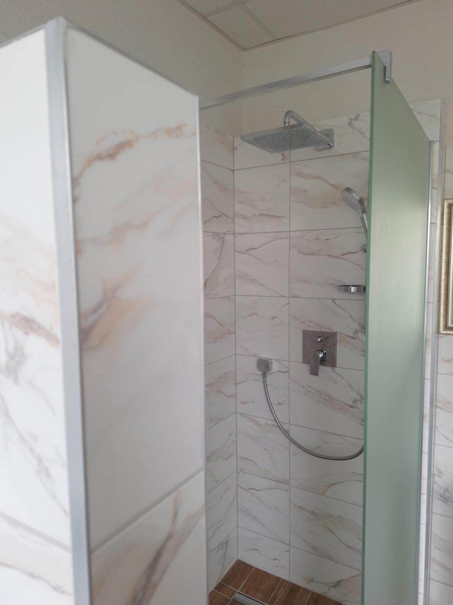 Apartmanovy Dom Stummerova Topoľčany Exteriör bild